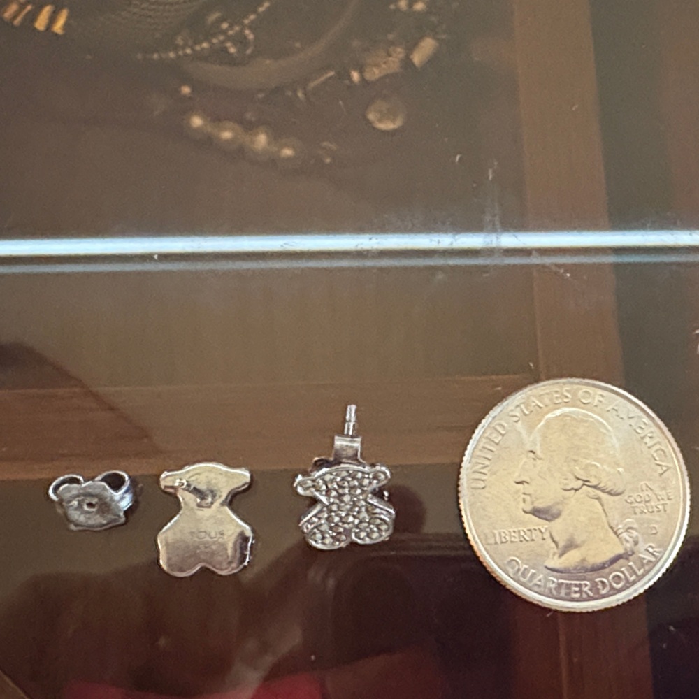 Tous Silver Bear-Shaped Earring